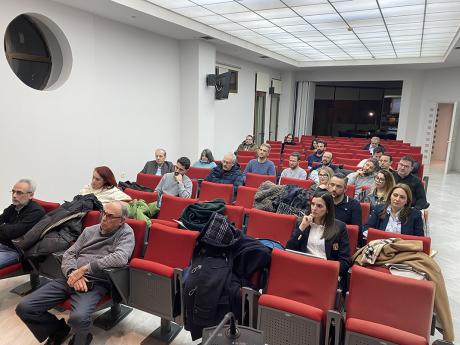 Ενημερωτική Εκδήλωση για το έργο «Πρωτοβάθμιος Προσεισμικός Έλεγχος Κτιρίων», Κοζάνη, 20/1/2025
